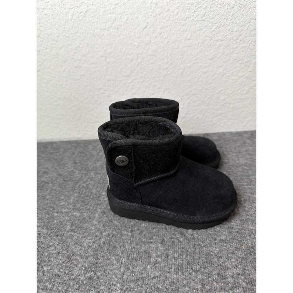 UGG JONA Black Suede Ankle Boots Kids US 7 UGG plush Lining Pull On - Picture 3 of 7